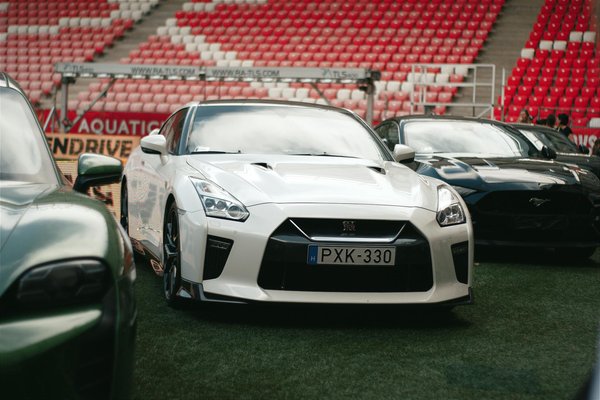 Conquering road rage: proven tactics for managing aggressive drivers on uk motorways